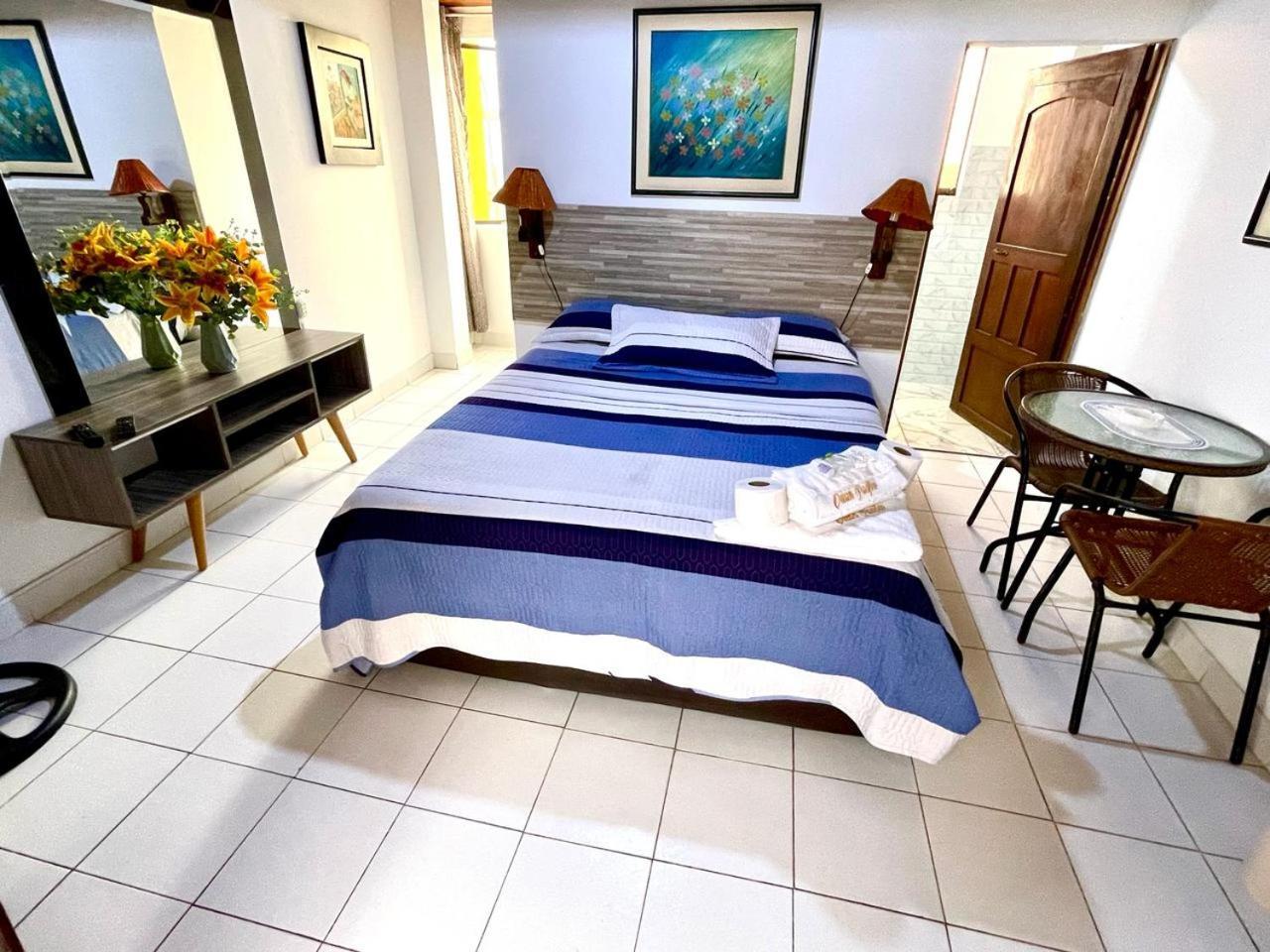 Hostal Ocean Pacifico ปุนตาเนกรา ภายนอก รูปภาพ